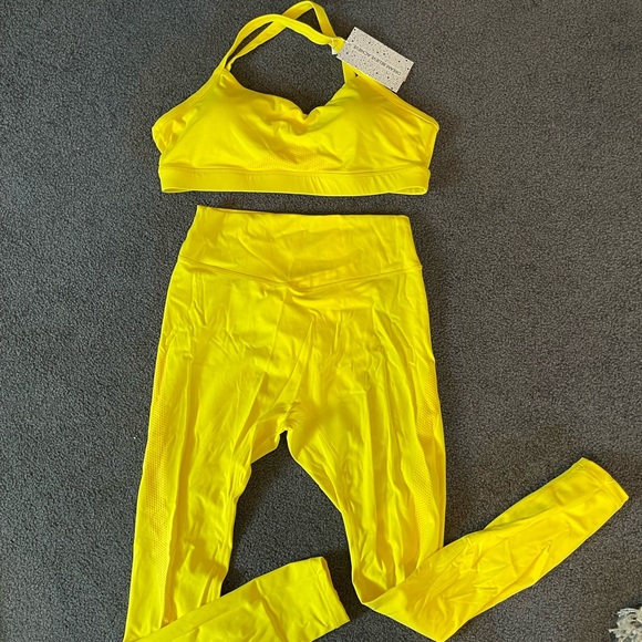 Tier Yellow Set - Large - Picture 2 of 4